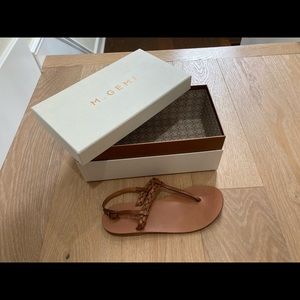 Mgemi ‘The Treccia’ thong sandals size 37